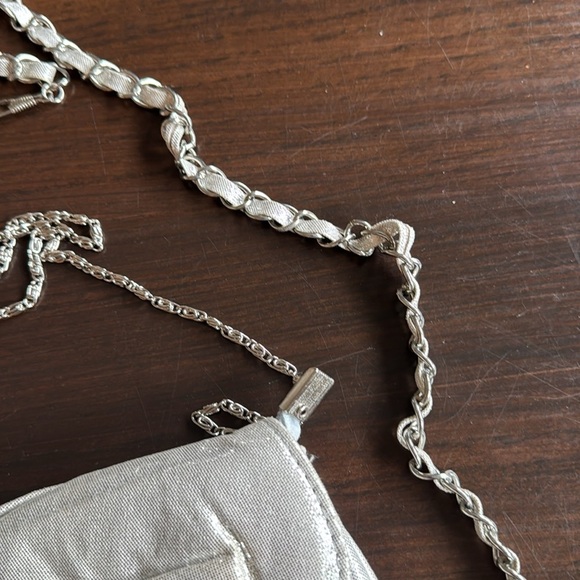 Evening Clutch - Picture 3 of 4